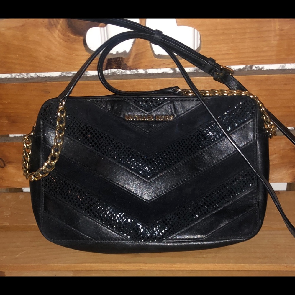 Black Michael Kors Crossbody